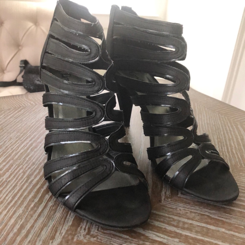 Limelight Strappy Woman’s Booties size 9